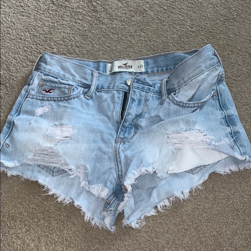 Hollister ripped short shorts